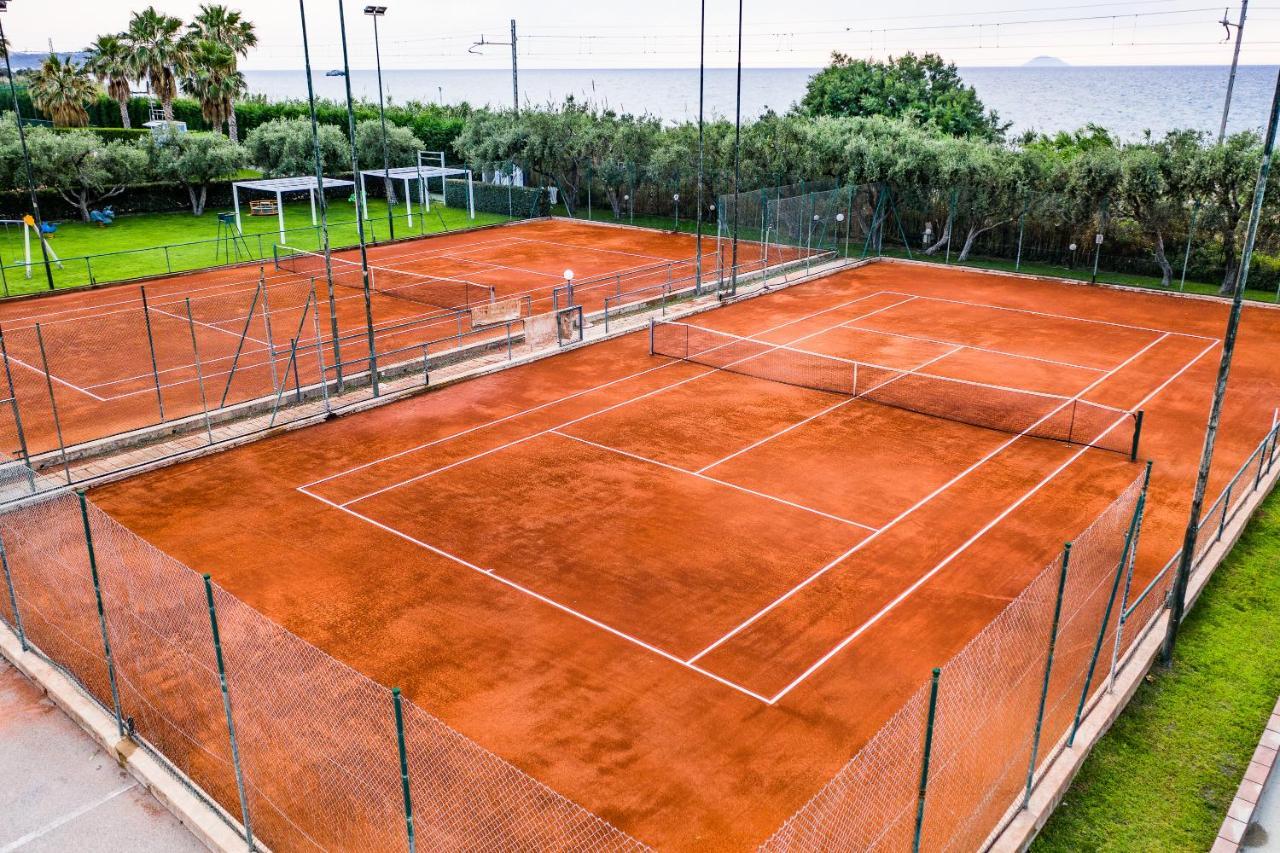 פיראינו Riviera Del Sole Hotel Resort Spa מראה חיצוני תמונה