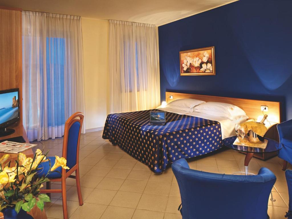 פיראינו Riviera Del Sole Hotel Resort Spa חדר תמונה